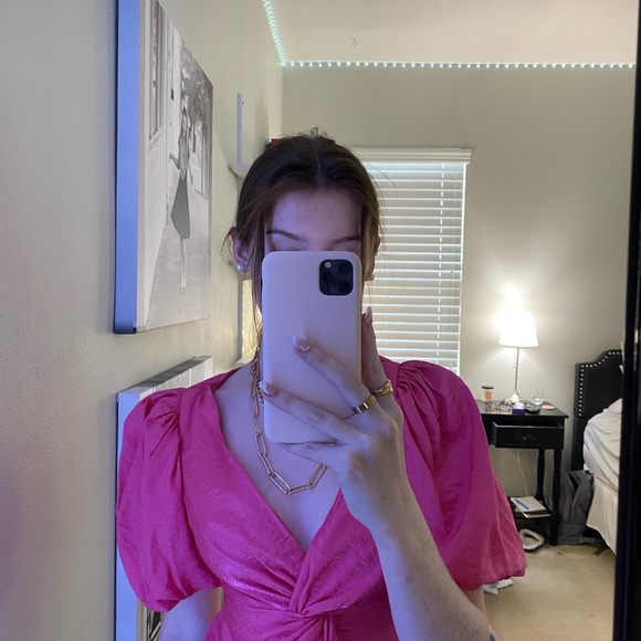 Puff sleeve top - Picture 2 of 3